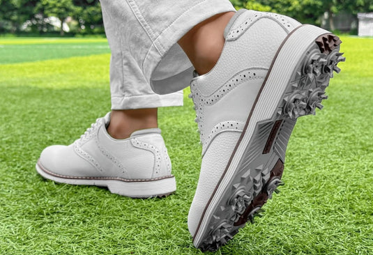 EliteStride™ 2024 Men’s Spiked Golf Shoes